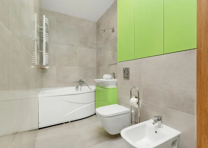 Sloneczny Balkon Z Parkingiem By Renters Апартаменты *