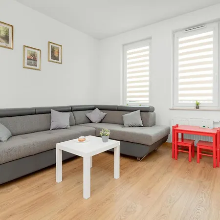 Apartment Sloneczny Balkon Z Parkingiem By Renters *