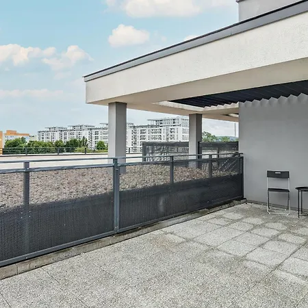 Apartment Sloneczny Balkon Z Parkingiem By Renters *