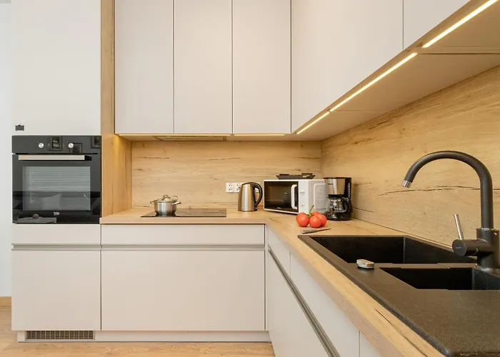 Sloneczny Balkon Z Parkingiem By Renters *